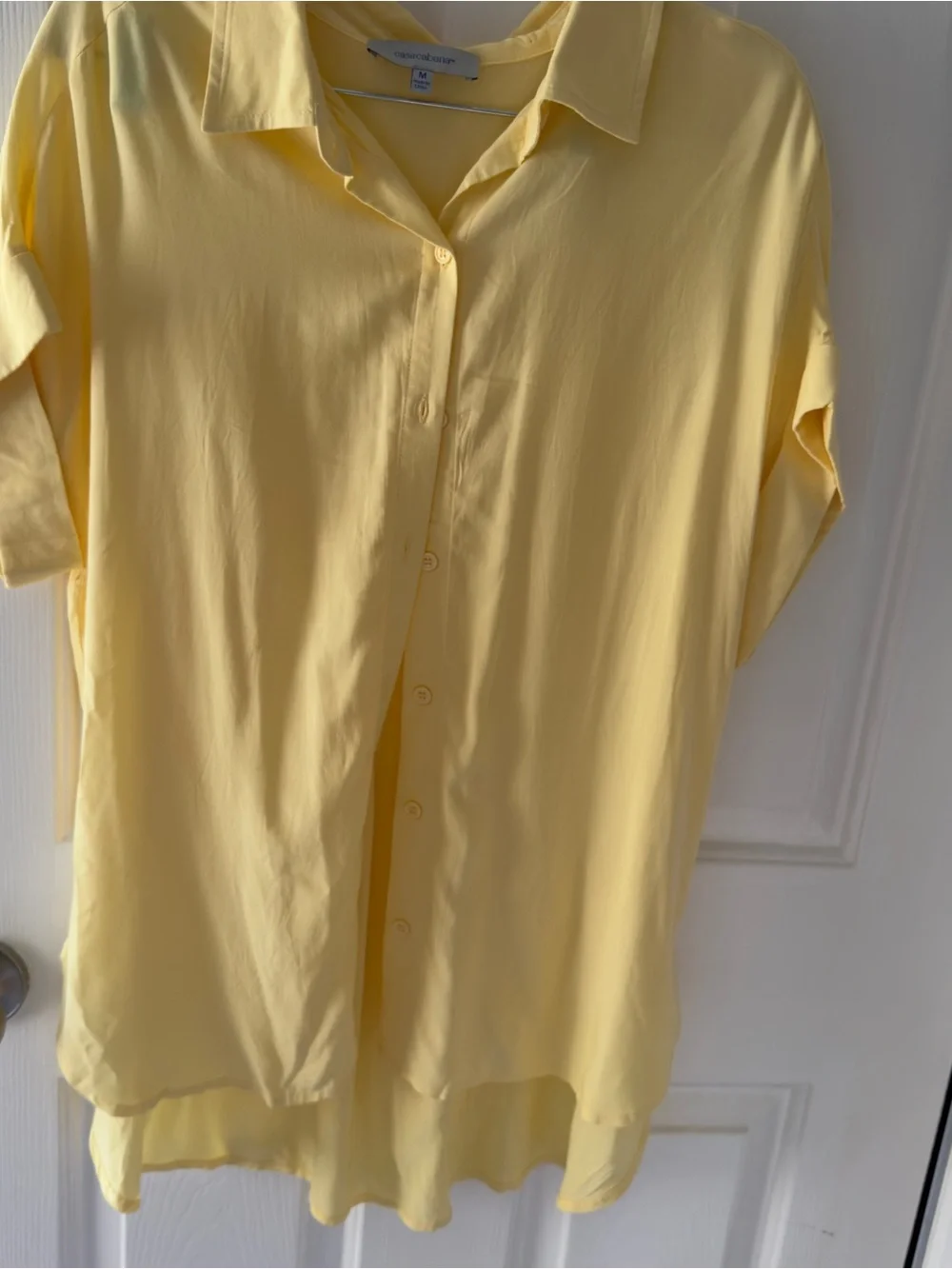 Women’s Club Monaco Pale Yellow Short-Sleeve Button-Down Shirt